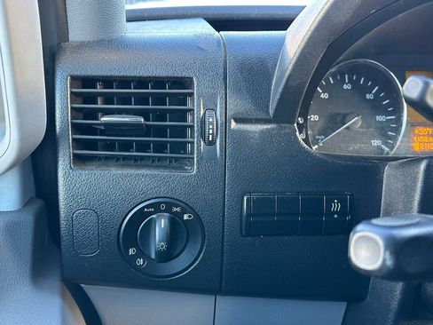 Used 2016 Freightliner Sprinter 2500 image 34