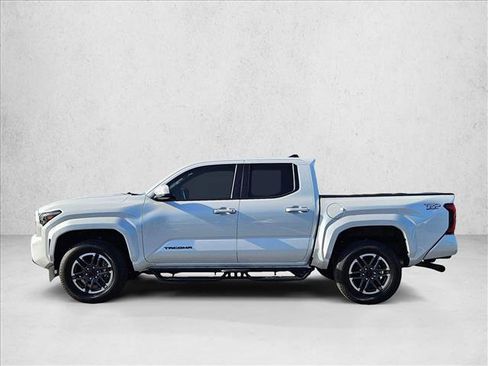 Used 2024 Toyota Tacoma TRD Sport RWD image 9