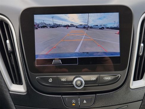 Used 2024 Chevrolet Malibu LT image 20