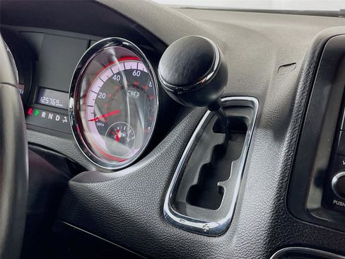 Used 2014 Dodge Grand Caravan SE image 20