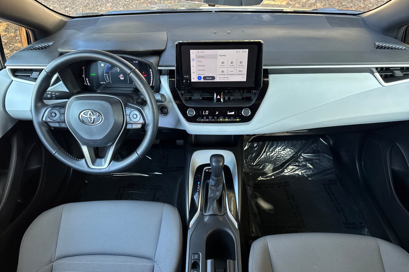 Used 2026 Toyota Corolla SE FWD image 15