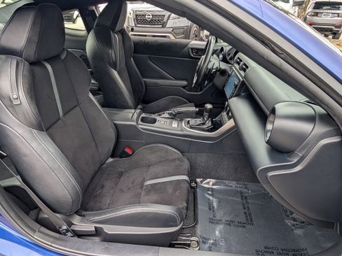 Used 2023 Toyota GR86 Premium image 20