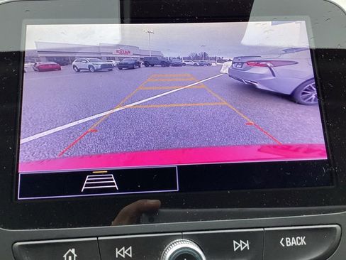 Used 2024 Chevrolet Malibu LT image 22