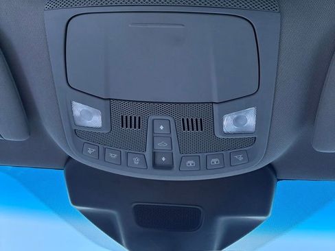 Used 2020 Lincoln Nautilus Reserve w/ Cargo Utility Package AWD/4WD image 40