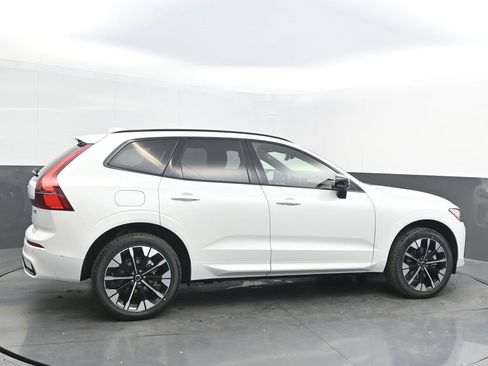 New 2026 Volvo XC60 B5 Plus w/ Protection Package Premier image 8