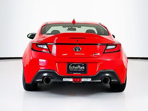 Used 2022 Toyota GR86 Auto (Natl) image 7