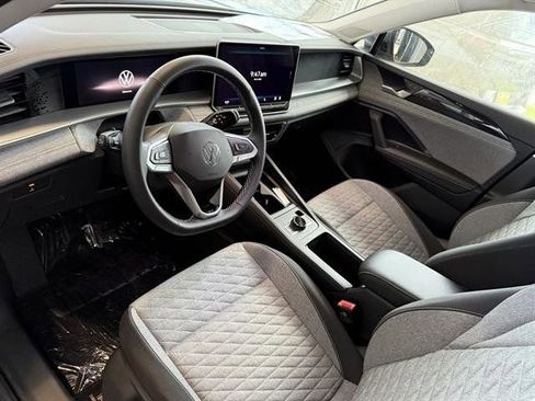 New 2025 Volkswagen Tiguan S image 2