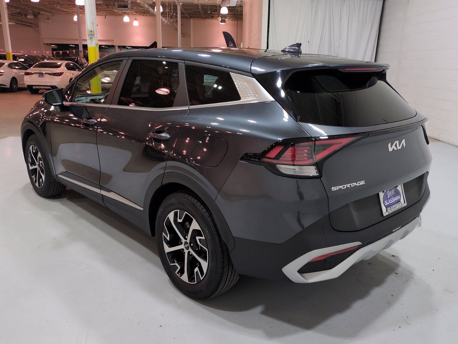 Certified 2024 Kia Sportage EX FWD image 5