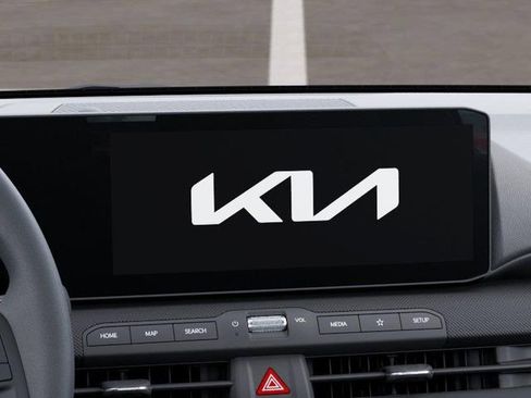 New 2026 Kia K4 LXS FWD image 20