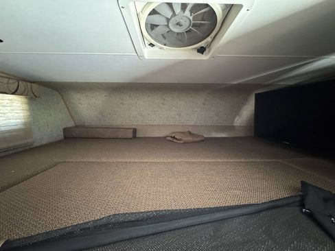 Used 2016 Ford E-450 and Econoline 450 Super Duty w/ Motorhome Prep Package RWD image 20