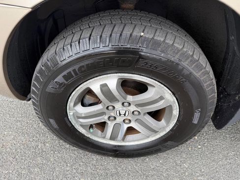 Used 2004 Honda Pilot EX image 27