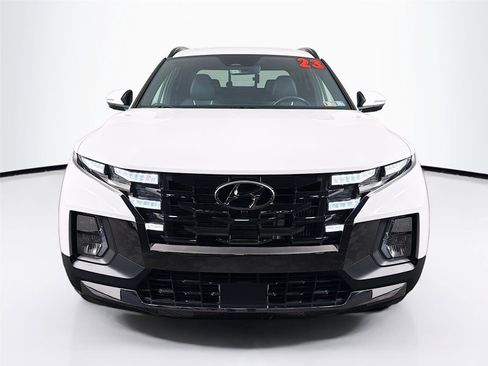 Used 2023 Hyundai Santa Cruz Limited w/ Cargo Package AWD/4WD image 2