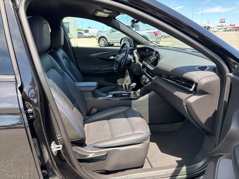 Used 2025 Buick Envista Sport Touring FWD image 20