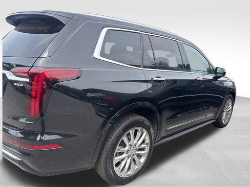 Used 2020 Cadillac XT6 Premium Luxury w/ Platinum Package AWD/4WD image 5
