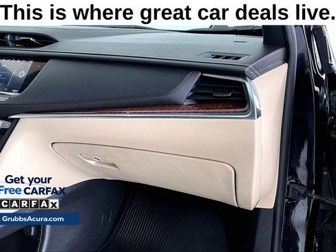 Used 2018 Cadillac XT5 Luxury w/ Driver Awareness Package FWD image 21