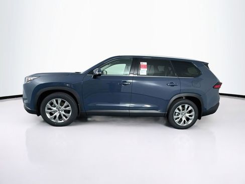 New 2026 Toyota Grand Highlander FWD image 5