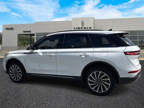 New 2026 Lincoln Corsair Reserve image 5