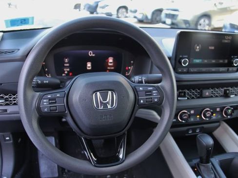 Used 2024 Honda Accord EX image 19