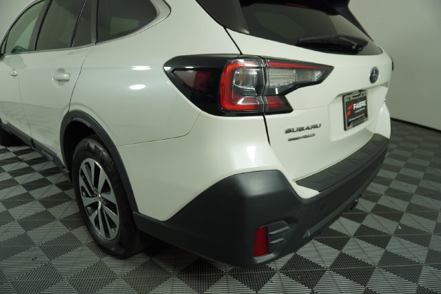 Used 2022 Subaru Outback Premium AWD/4WD image 12