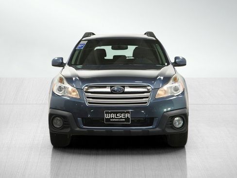 Used 2013 Subaru Outback 2.5i Premium AWD/4WD image 8