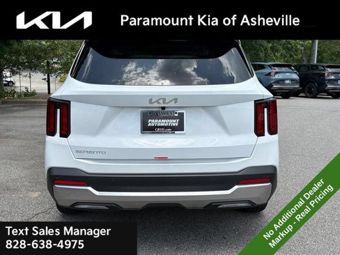 New 2026 Kia Sorento S w/ S Panoramic Sunroof Package FWD image 5