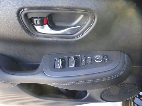 New 2026 Honda HR-V EX-L image 8