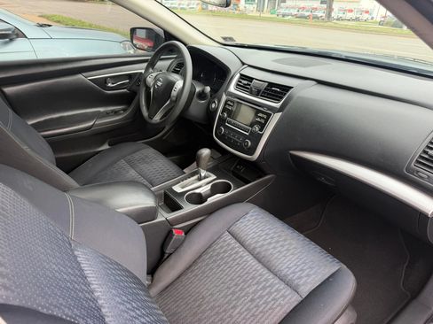 Used 2016 Nissan Altima 2.5 S w/ Power Driver Seat Package FWD image 18