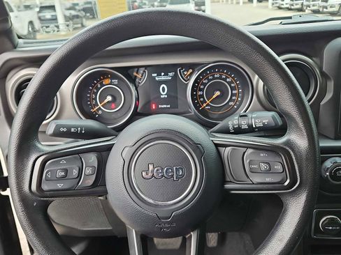 Used 2021 Jeep Wrangler Sport image 19