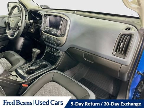 Used 2021 Chevrolet Colorado Z71 AWD/4WD image 33