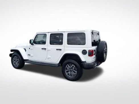 New 2025 Jeep Wrangler Sahara image 16