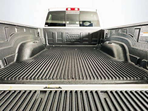 Used 2024 RAM 2500 Laramie image 28