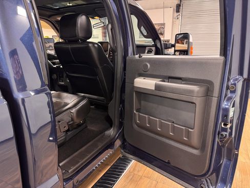 Used 2013 Ford F250 Lariat w/ Lariat Ultimate Pkg image 17