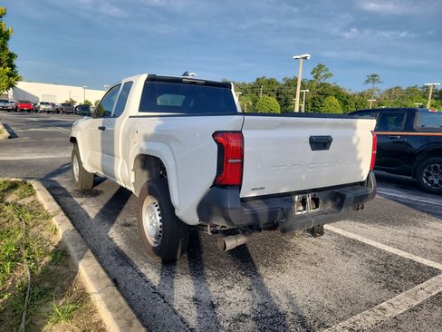 Used 2025 Toyota Tacoma SR RWD image 5