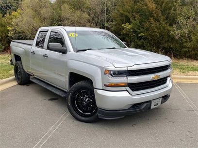 Used 2018 Chevrolet Silverado 1500 Custom w/ Trailering Package
