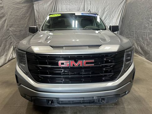 Used 2024 GMC Sierra 1500 Elevation AWD/4WD image 2