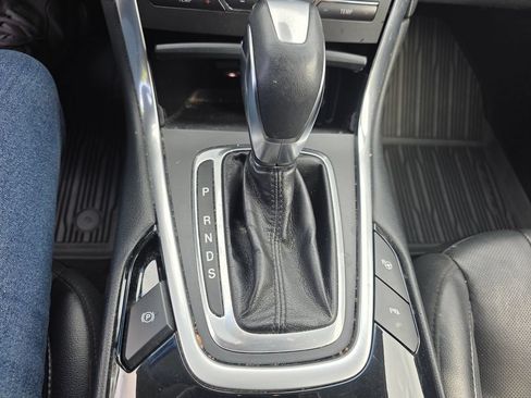 Used 2017 Ford Edge Titanium w/ Equipment Group 302A AWD/4WD image 29