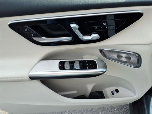 New 2026 Mercedes-Benz GLC 300 4MATIC image 12