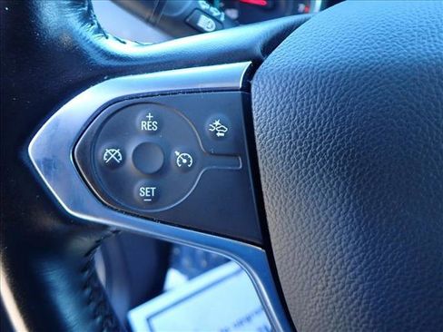 Used 2022 Chevrolet Traverse LT image 15