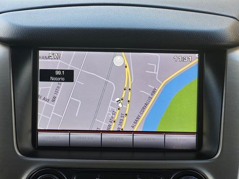 Used 2015 GMC Yukon Denali w/ Touring Package image 13