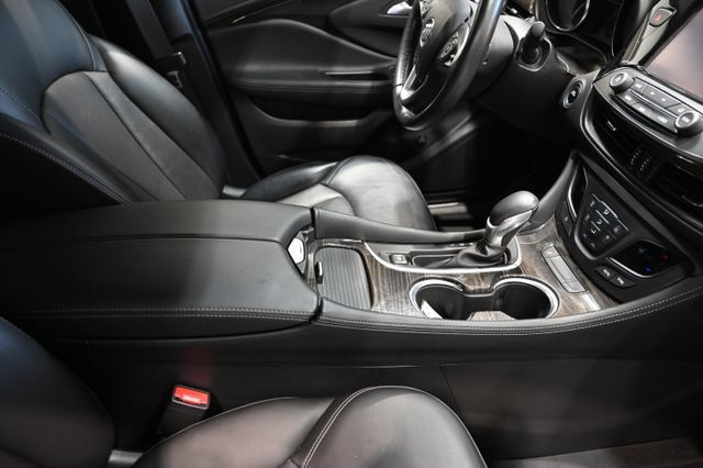 Used 2020 Buick Envision Essence AWD/4WD image 19