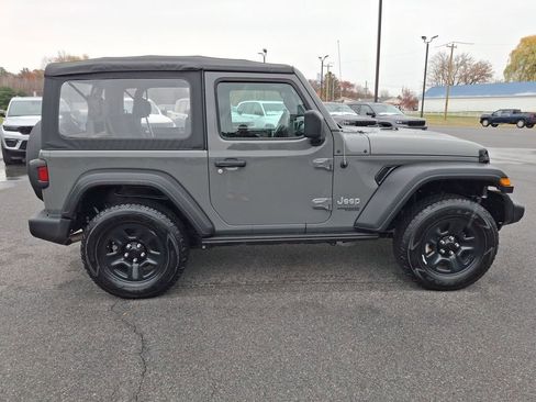 Used 2020 Jeep Wrangler Sport image 8