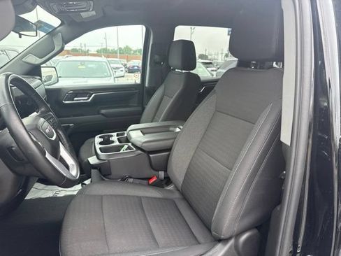 Used 2024 GMC Sierra 1500 Elevation w/ LPO, Elevation Black Package AWD/4WD image 15