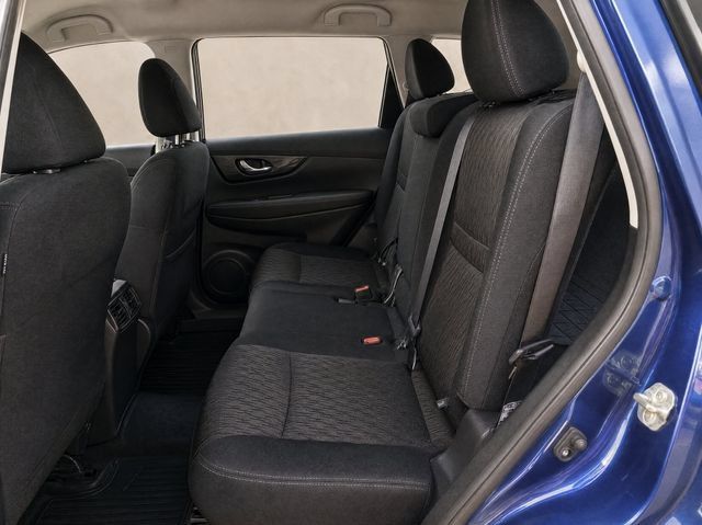 Used 2018 Nissan Rogue SV FWD image 14