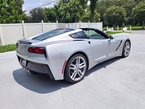 Used 2019 Chevrolet Corvette Stingray Coupe w/ Battery Protection Package RWD image 8