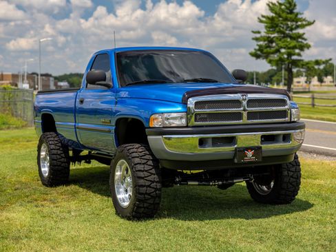 Used 2000 Dodge Ram 2500 Truck 4x4 Regular Cab image 25