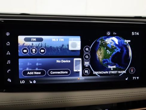 Used 2024 Nissan Ariya FWD image 29