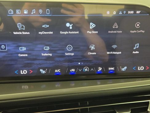 New 2026 Chevrolet Traverse LT w/ Midnight/Sport Edition FWD image 18