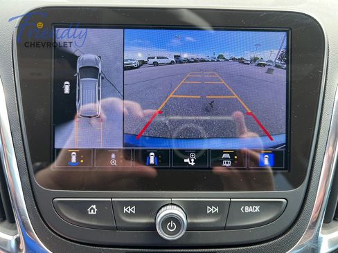 Certified 2024 Chevrolet Equinox LT AWD/4WD image 19
