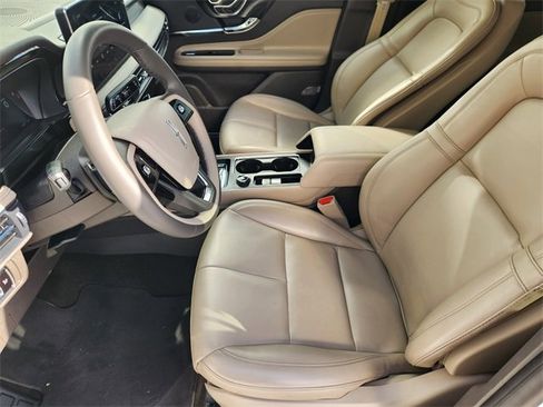 Used 2023 Lincoln Corsair FWD image 15
