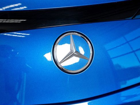 Used 2024 Mercedes-Benz CLE 300 4MATIC Coupe image 27